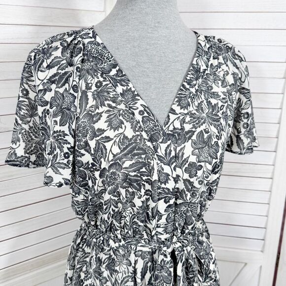 H&M Floral V Neck Flare Sleeve A Line Dress Cream Black Small - Picture 7 of 14